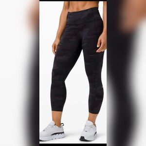 Lululemon Athletica NWT Fast and Free HR Crop 23" Size 6